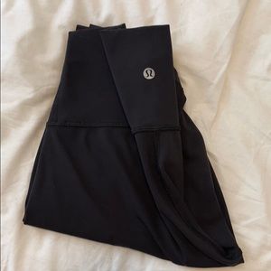 Black Lululemon Wunder-Unders